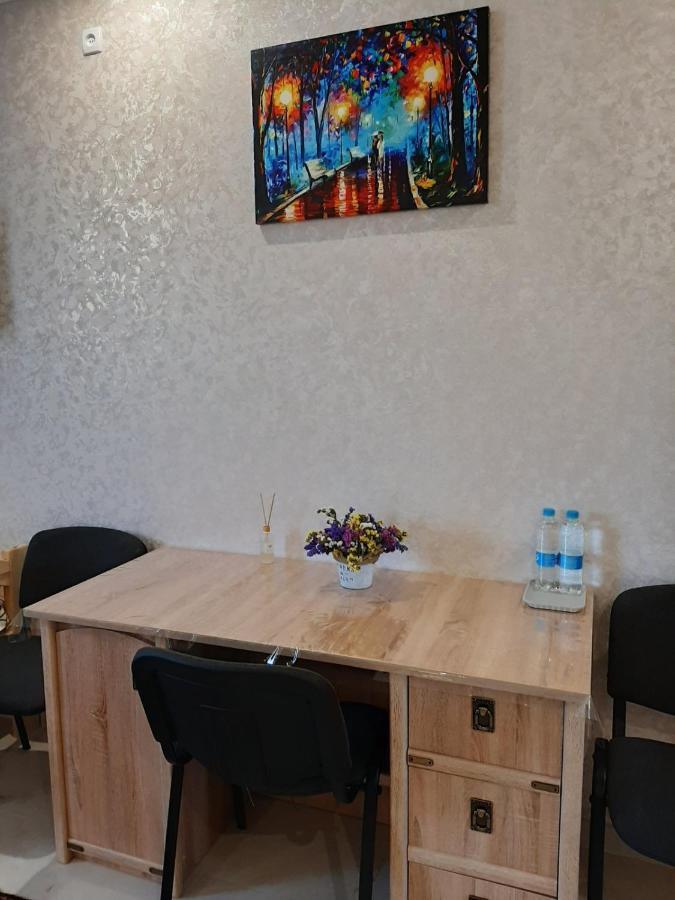 Готель River House Umanʼ المظهر الخارجي الصورة