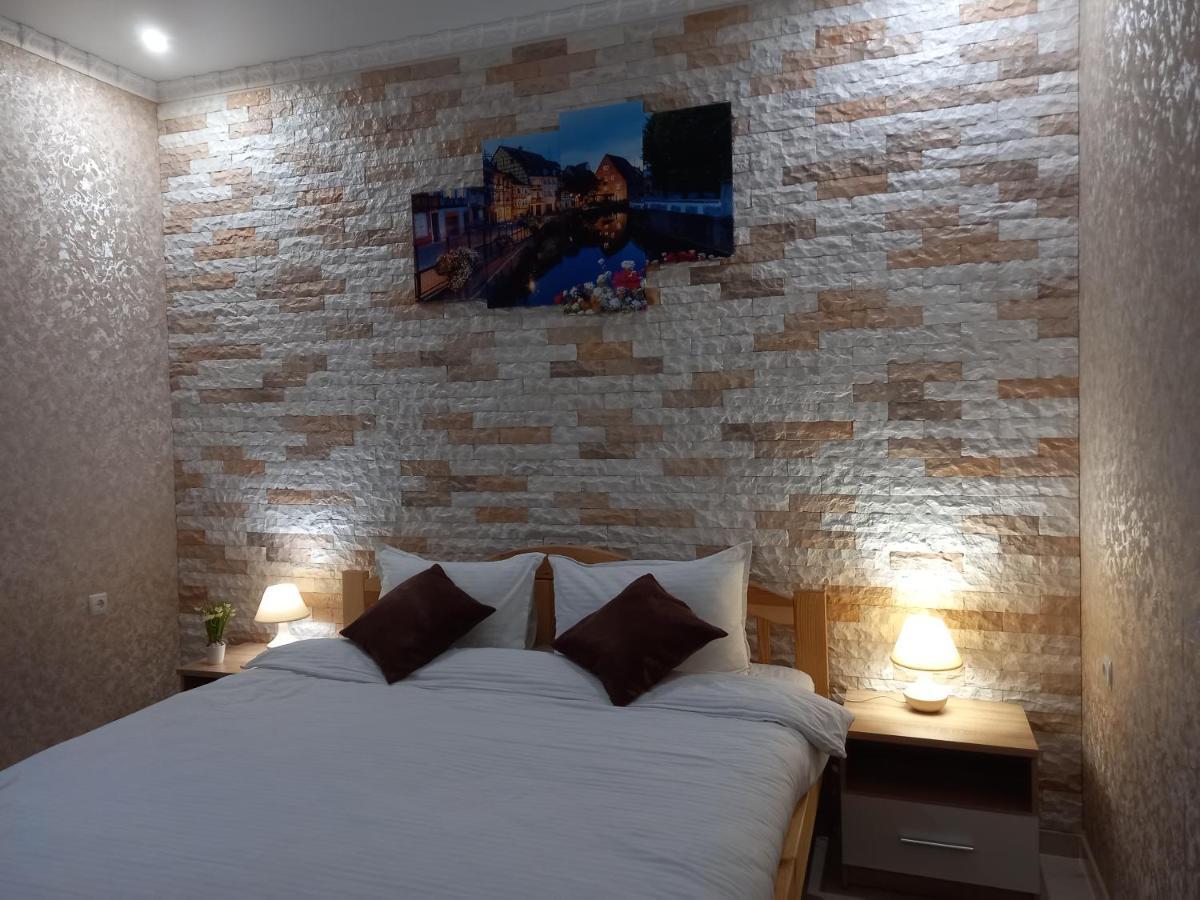 Готель River House Umanʼ المظهر الخارجي الصورة