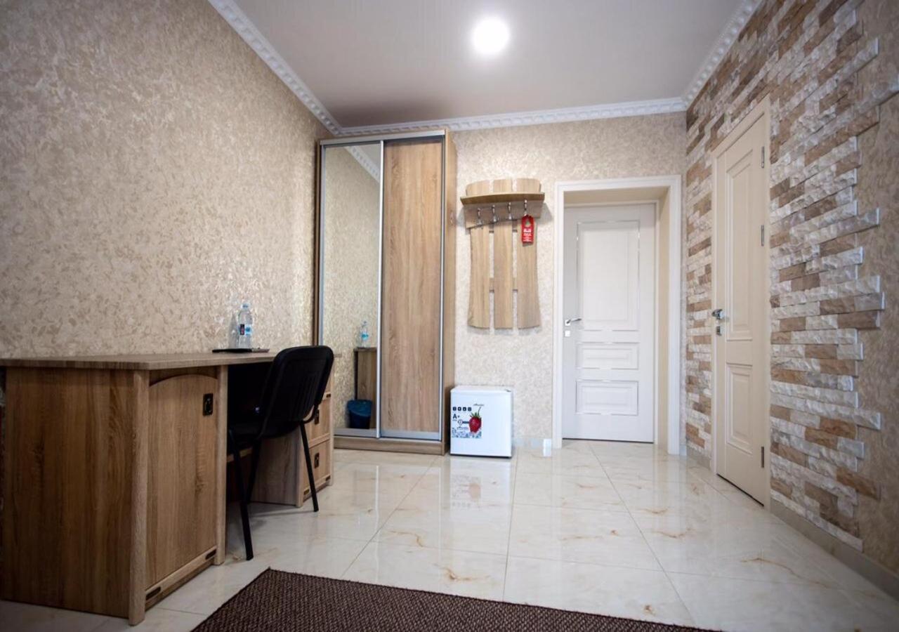 Готель River House Umanʼ المظهر الخارجي الصورة