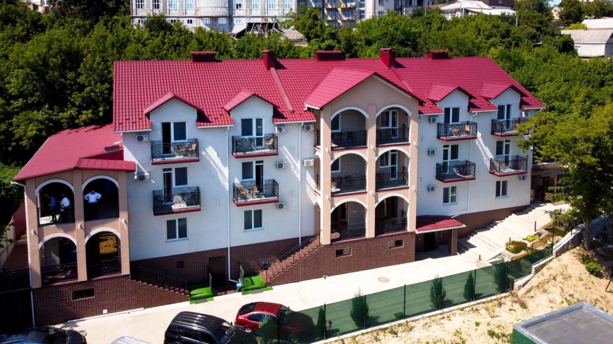 Готель River House Umanʼ المظهر الخارجي الصورة